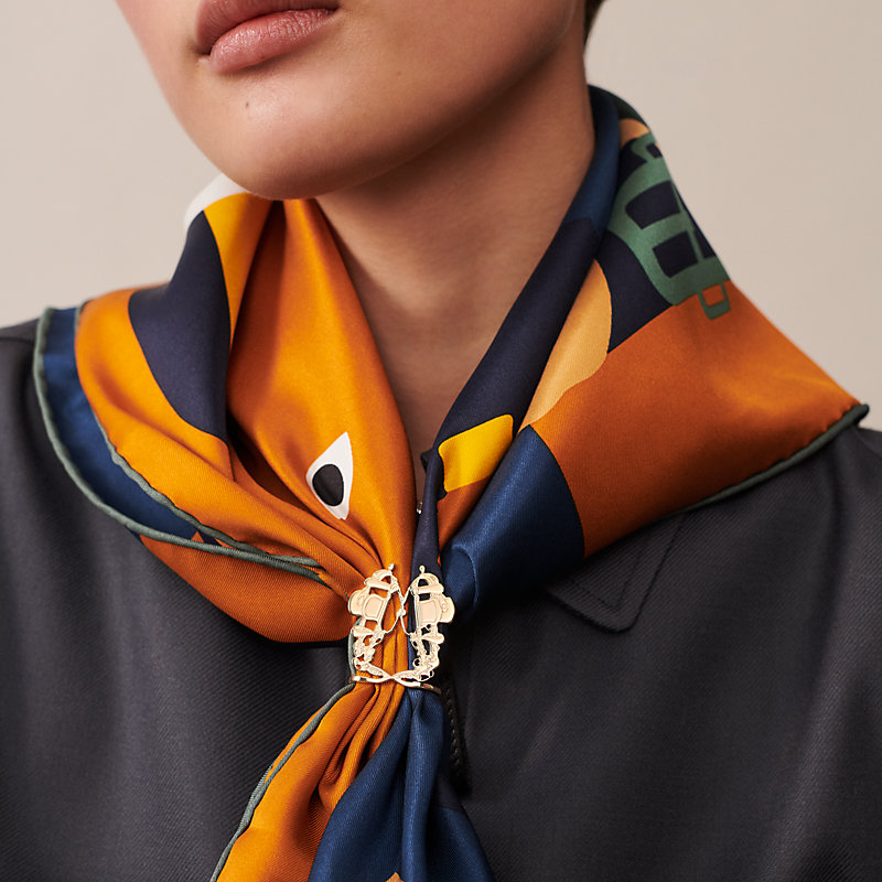 スカーフリング 《ブリッド・ドゥ・ガラ》 | Hermès - エルメス-公式サイト